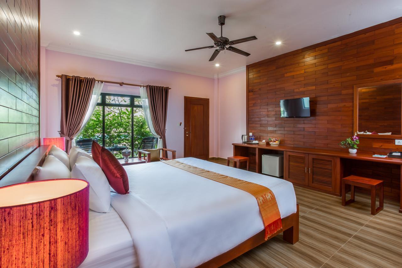 Angkor Catalina Boutique Villa Siem Reap Exterior photo